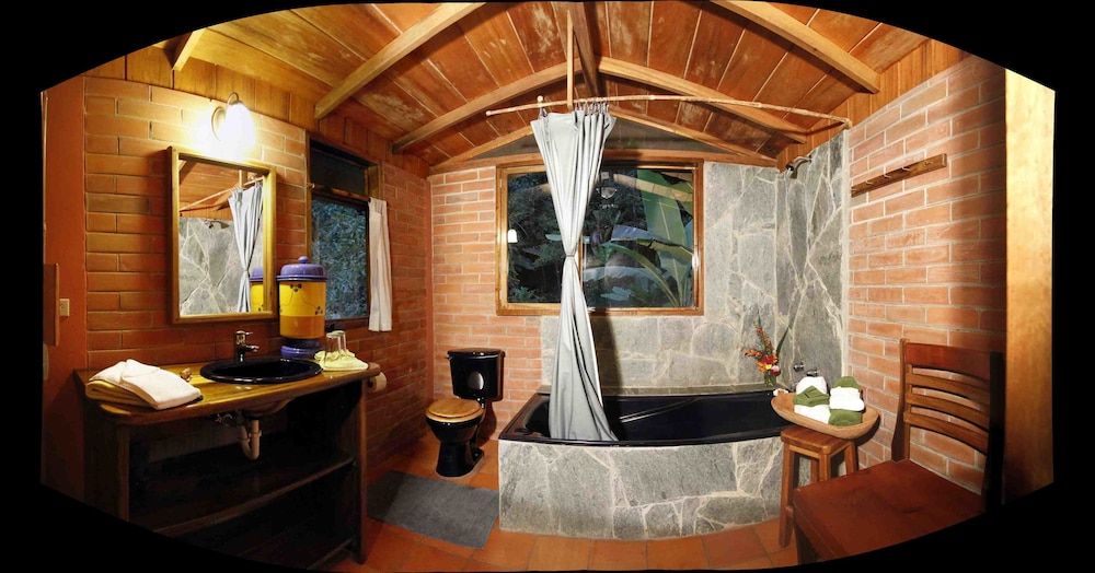 Casa Divina Eco Lodge Family Bungalow, 2 Bedrooms 4