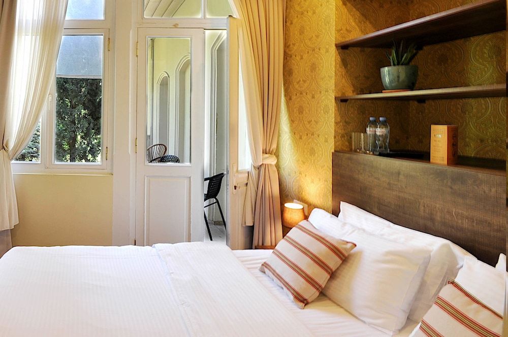 Boutique Hotel Tekla Palace Basic Double Room, Allergy Friendly, Courtyard View 5