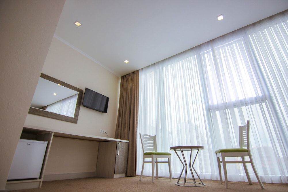 Hotel Green Glass Standard Twin Room 4