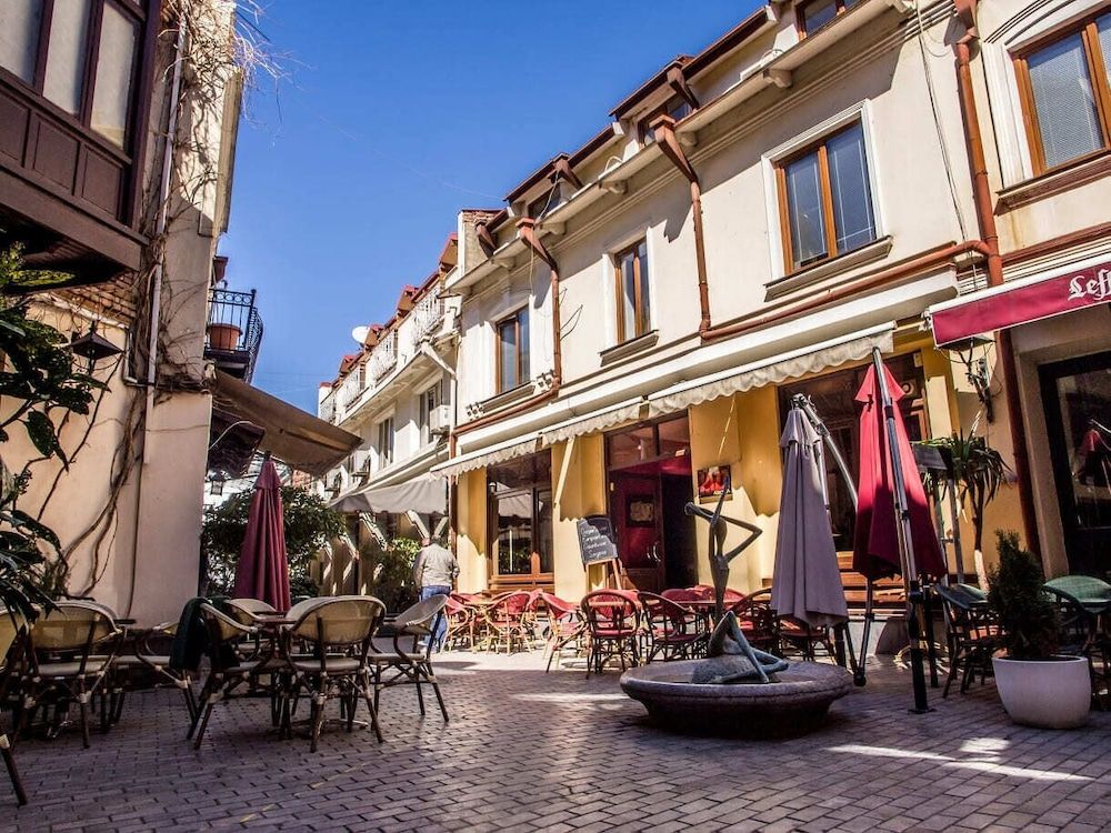 undefined Hotel Voyager 8