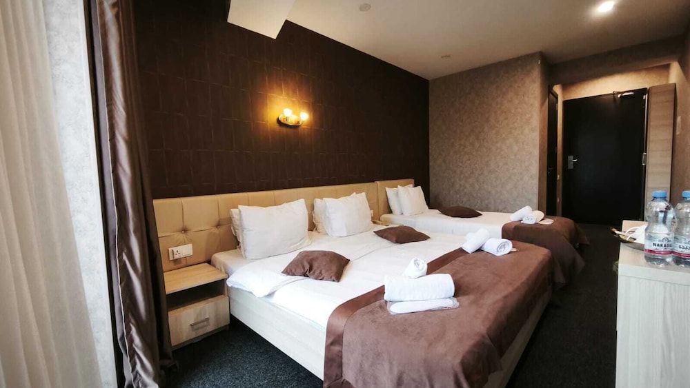 Triple Room, Balcony