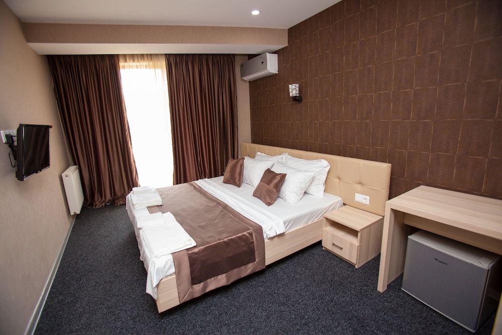 undefined Hotel Voyager 2