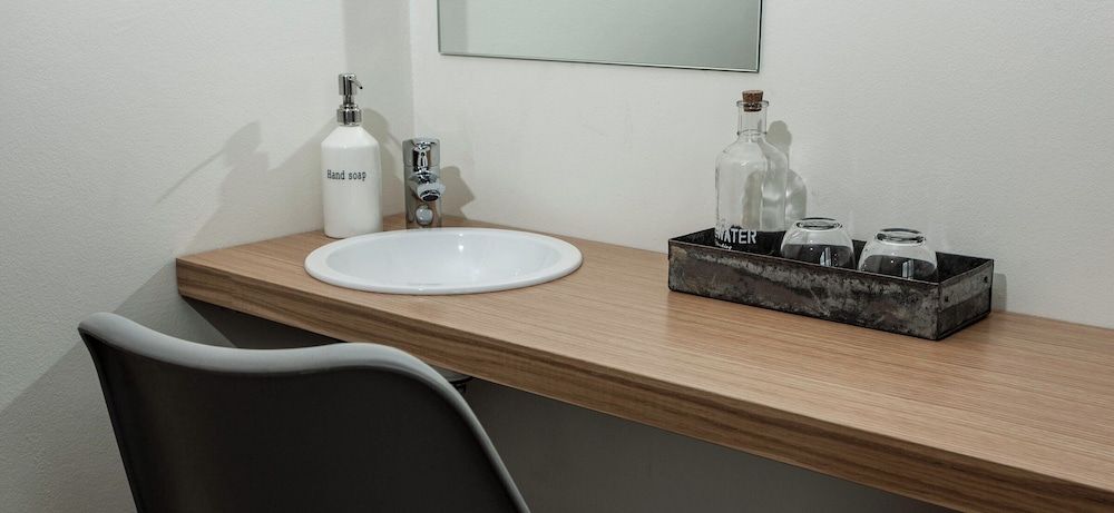 Farmhouse Lodge Triple Room, Shared Bathroom 4