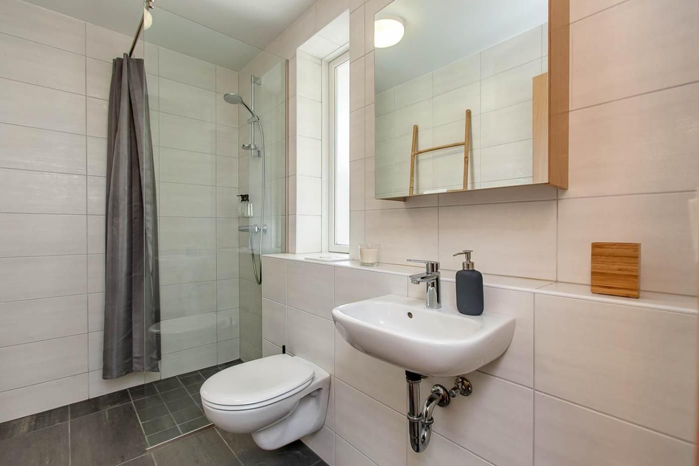 Tyr Apartments by Heimaleiga Two-Bedroom Apartment