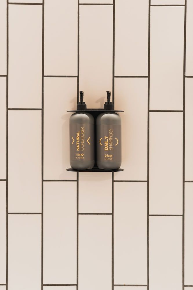 Exeter Hotel Economy Double or Twin Room (with Sauna & Gym Access) 4