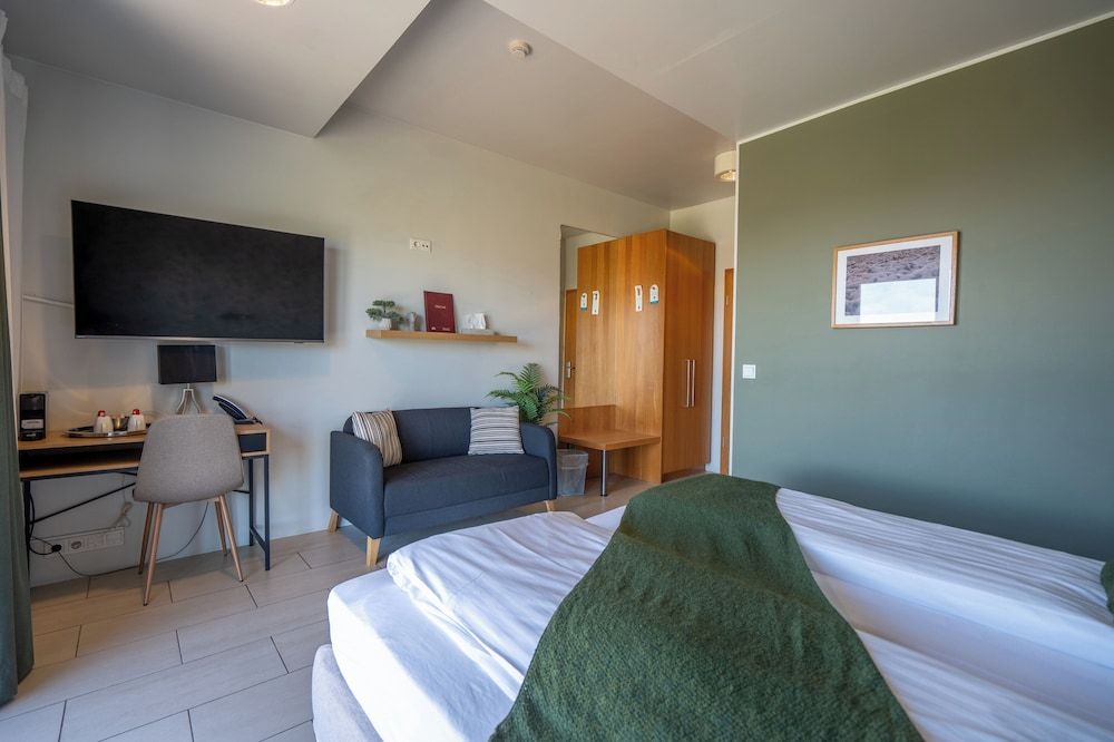 Hotel Laki Deluxe Double or Twin Room, Mountain View