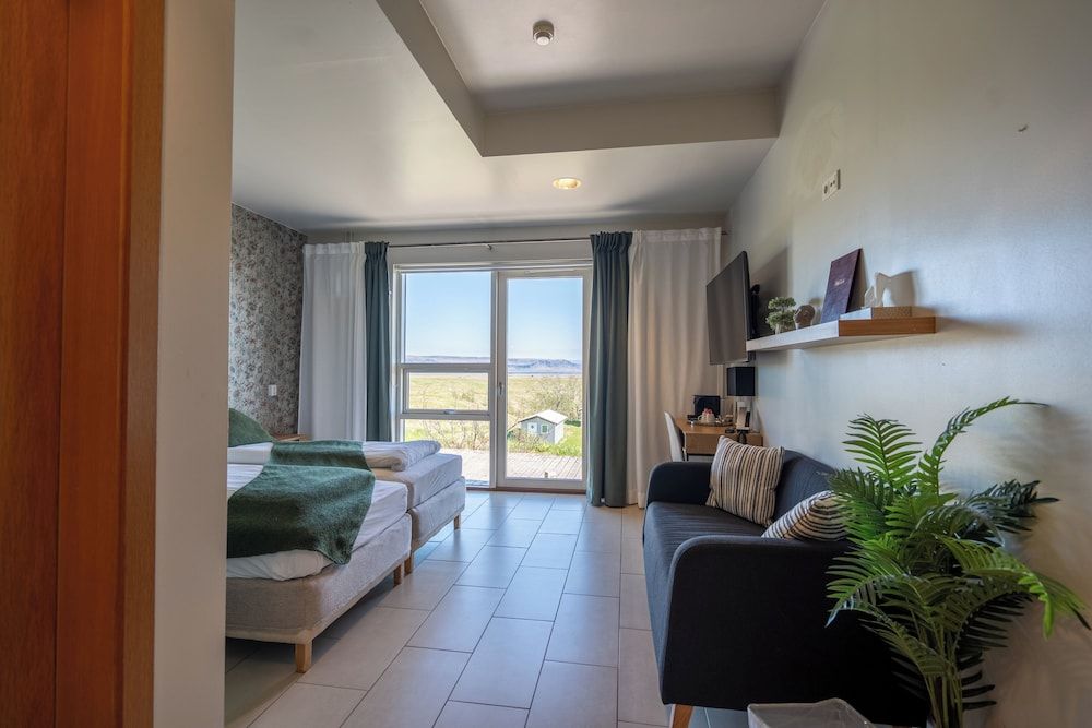 Hotel Laki Deluxe Double or Twin Room, Mountain View 2