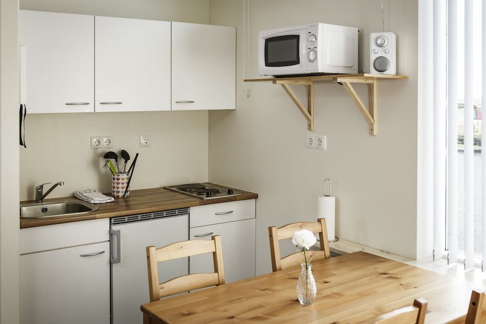 South Central Apartments Studio Apartment, 2 Bed, Mountain View 27