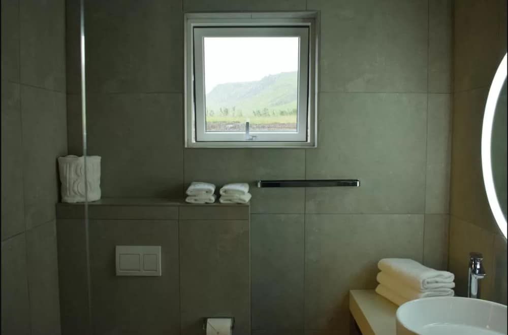 Black Beach Suites Studio, Ocean View 12