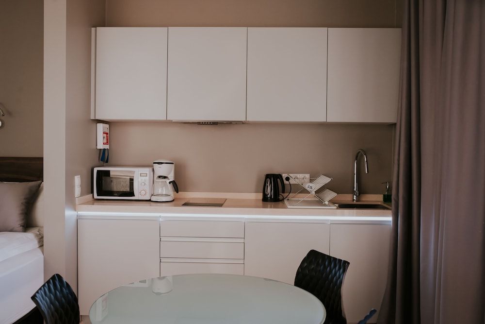 Black Beach Suites Studio, Ocean View 18