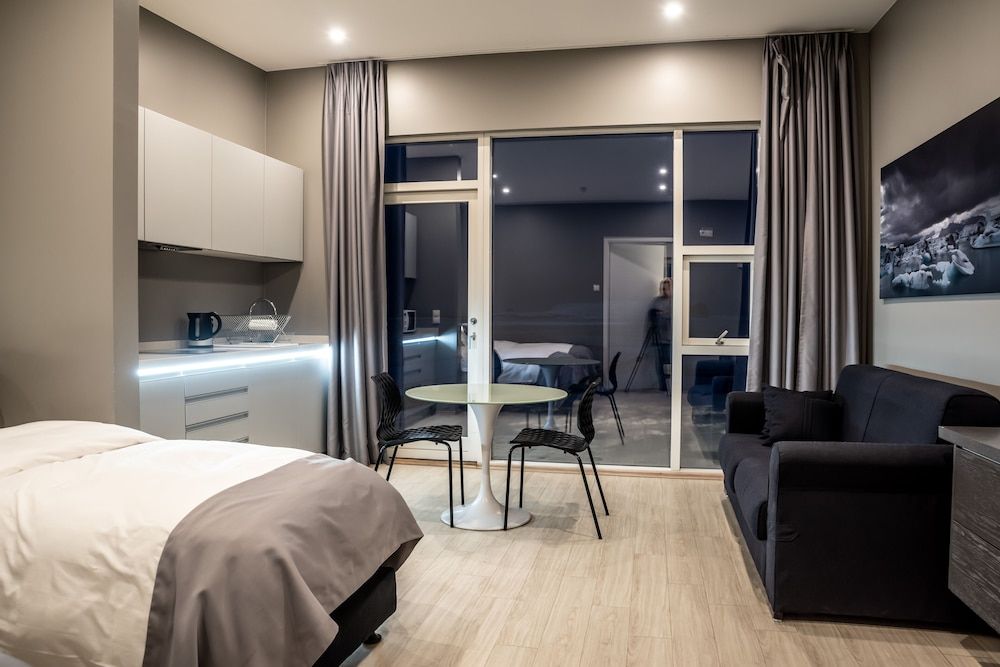 Black Beach Suites Studio, Ocean View 5