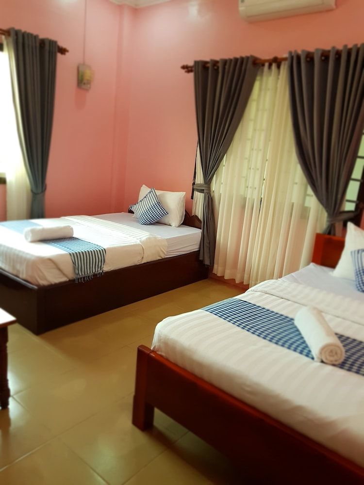 Nika's House Standard Twin Room 2