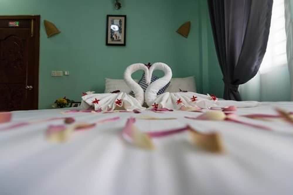 undefined Nika's House 2