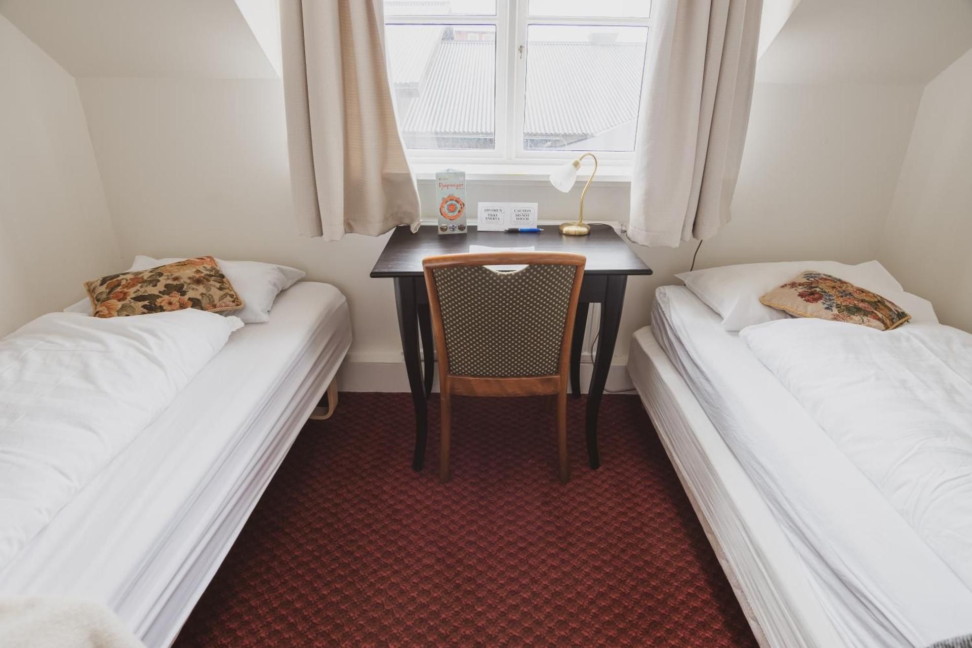 Single Room with Shared Bathroom