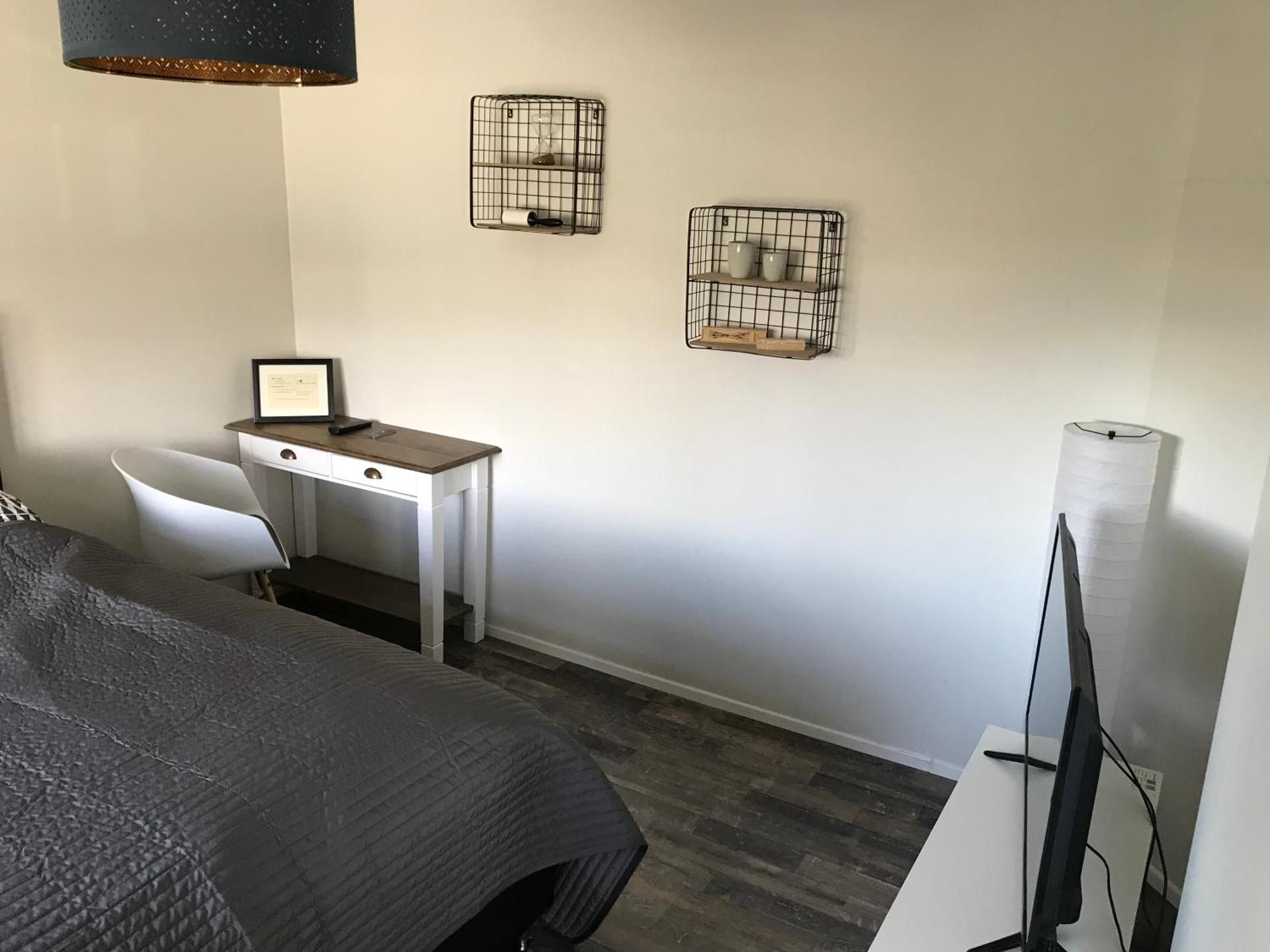 Steinaskjól Apartments - Strandgata One-Bedroom Apartment 7