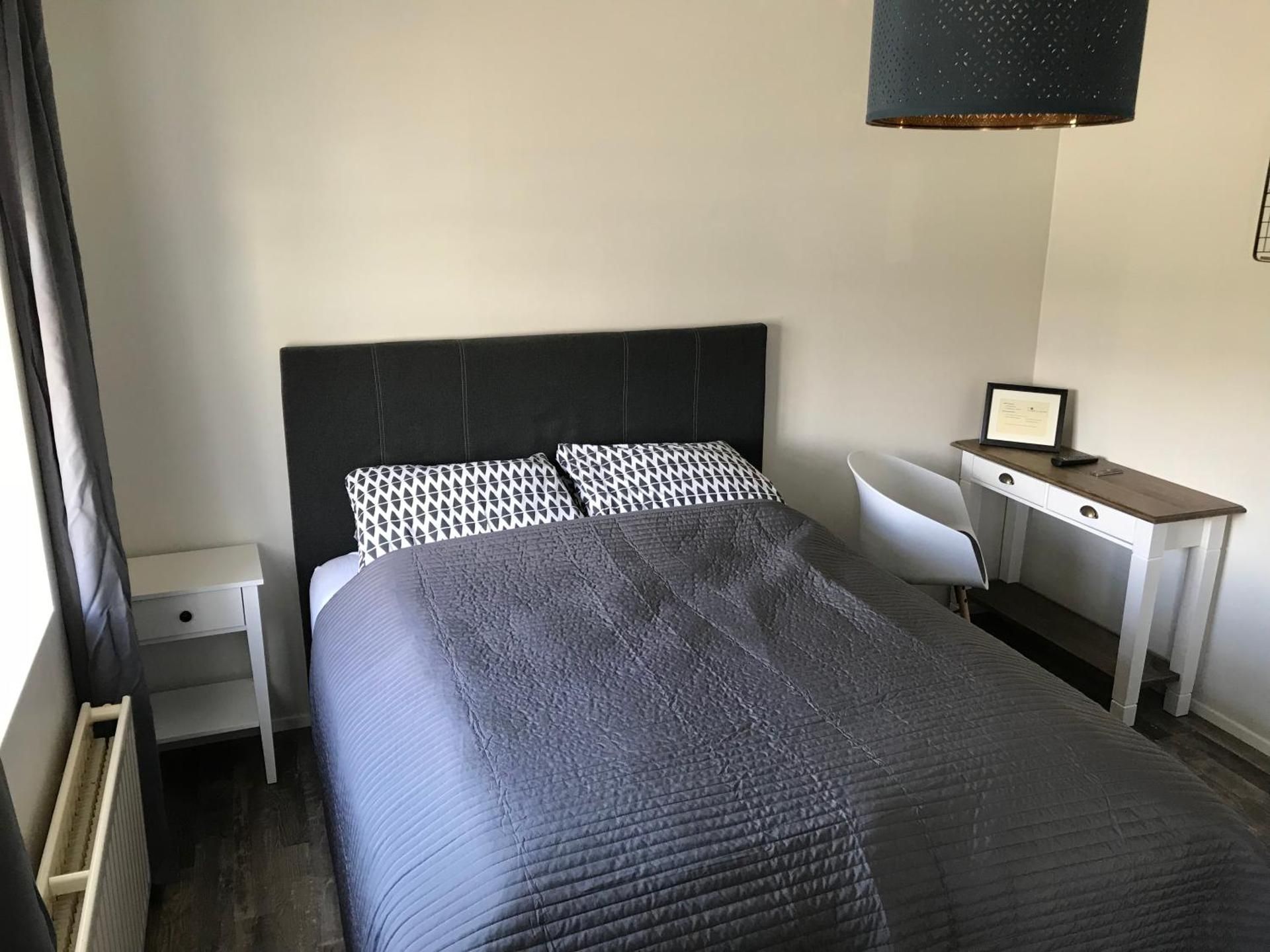 Steinaskjól Apartments - Strandgata One-Bedroom Apartment