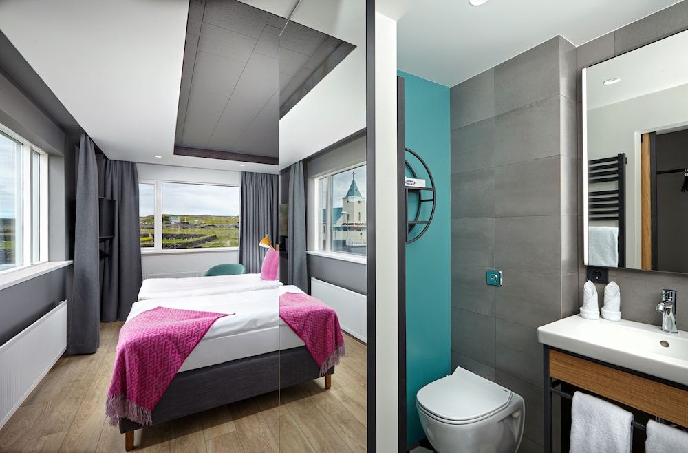Mývatn - Berjaya Iceland Hotels Twin Room 3