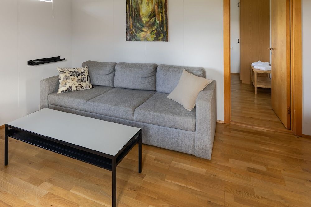 South Central Country Apartment Classic Apartment, 2 Bedrooms, Mountain View 7