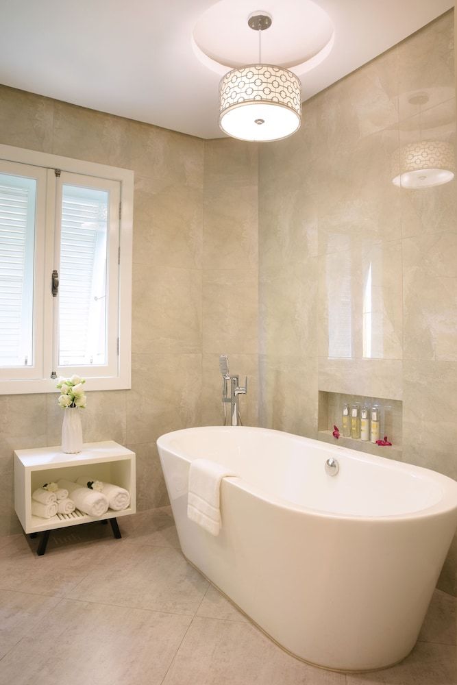 Memoire Palace Resort & Spa Junior Garden Suite with Balcony 8