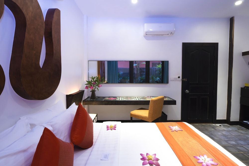 Deluxe Double Room, Garden View