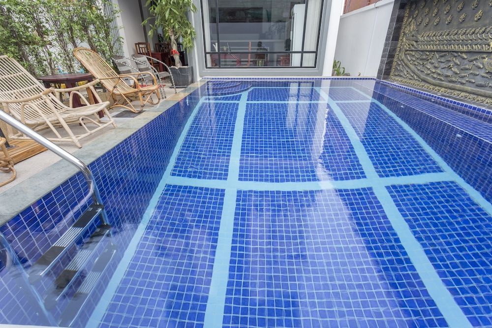 undefined Villa Bayon Guides 8