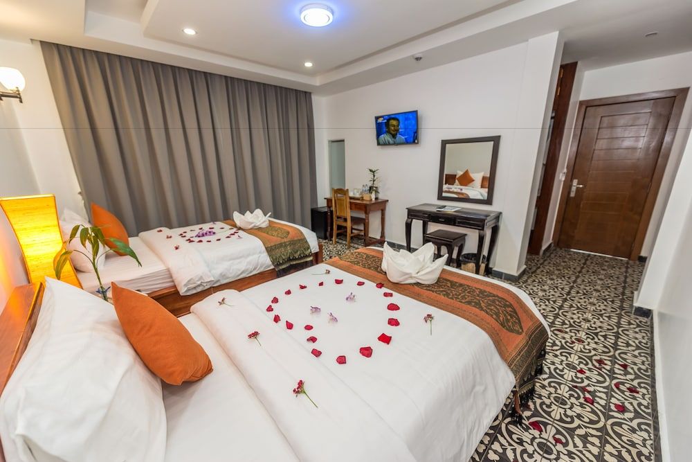 undefined Villa Bayon Guides 3