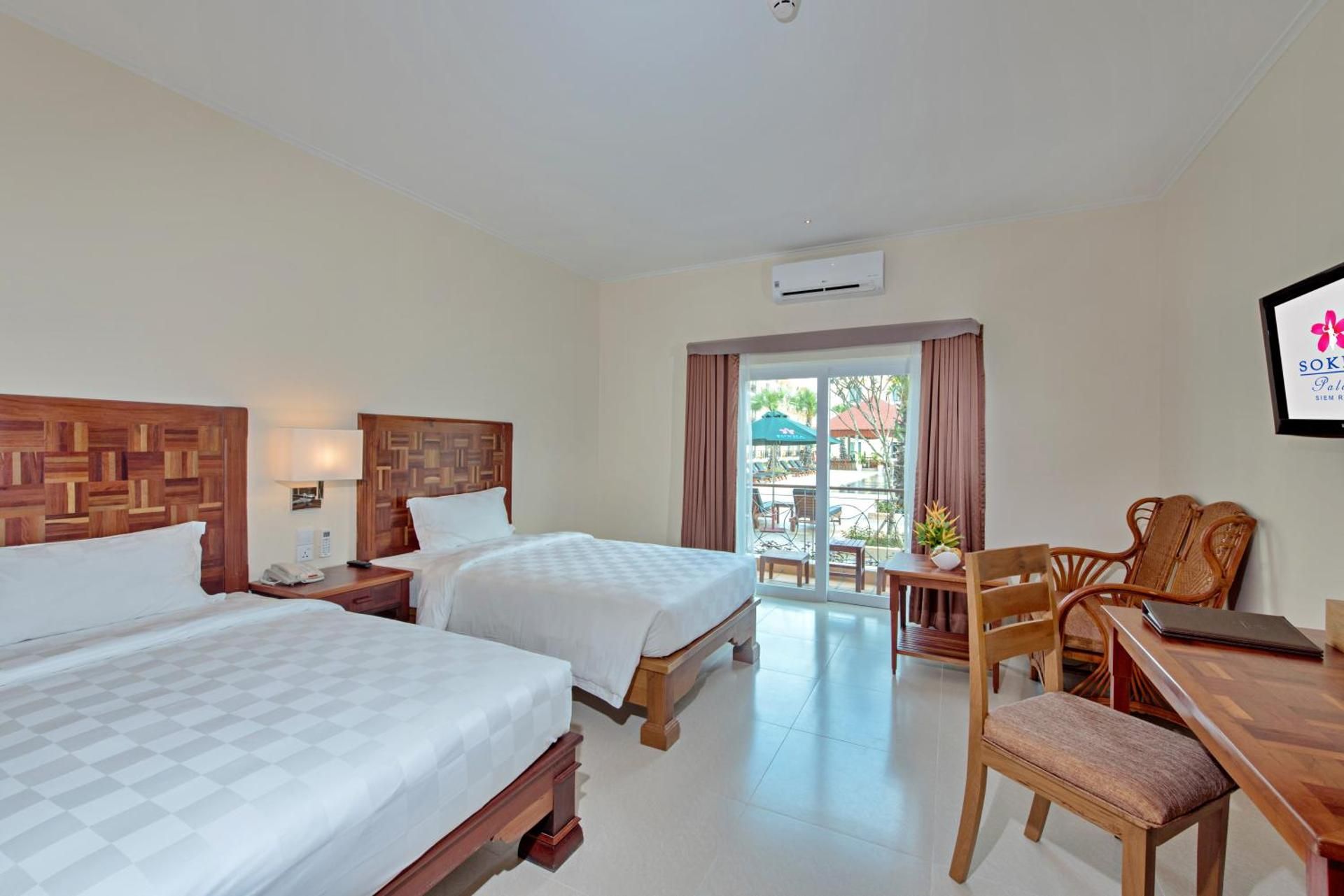 Twin Room with Pool View