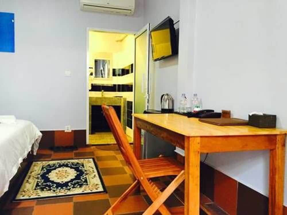 Superior Double Room, Terrace (Free Pickup)