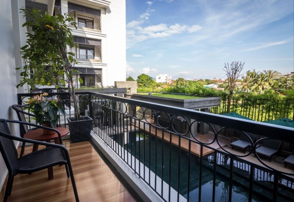 Bayon Modern Residence Premier Deluxe Double 5