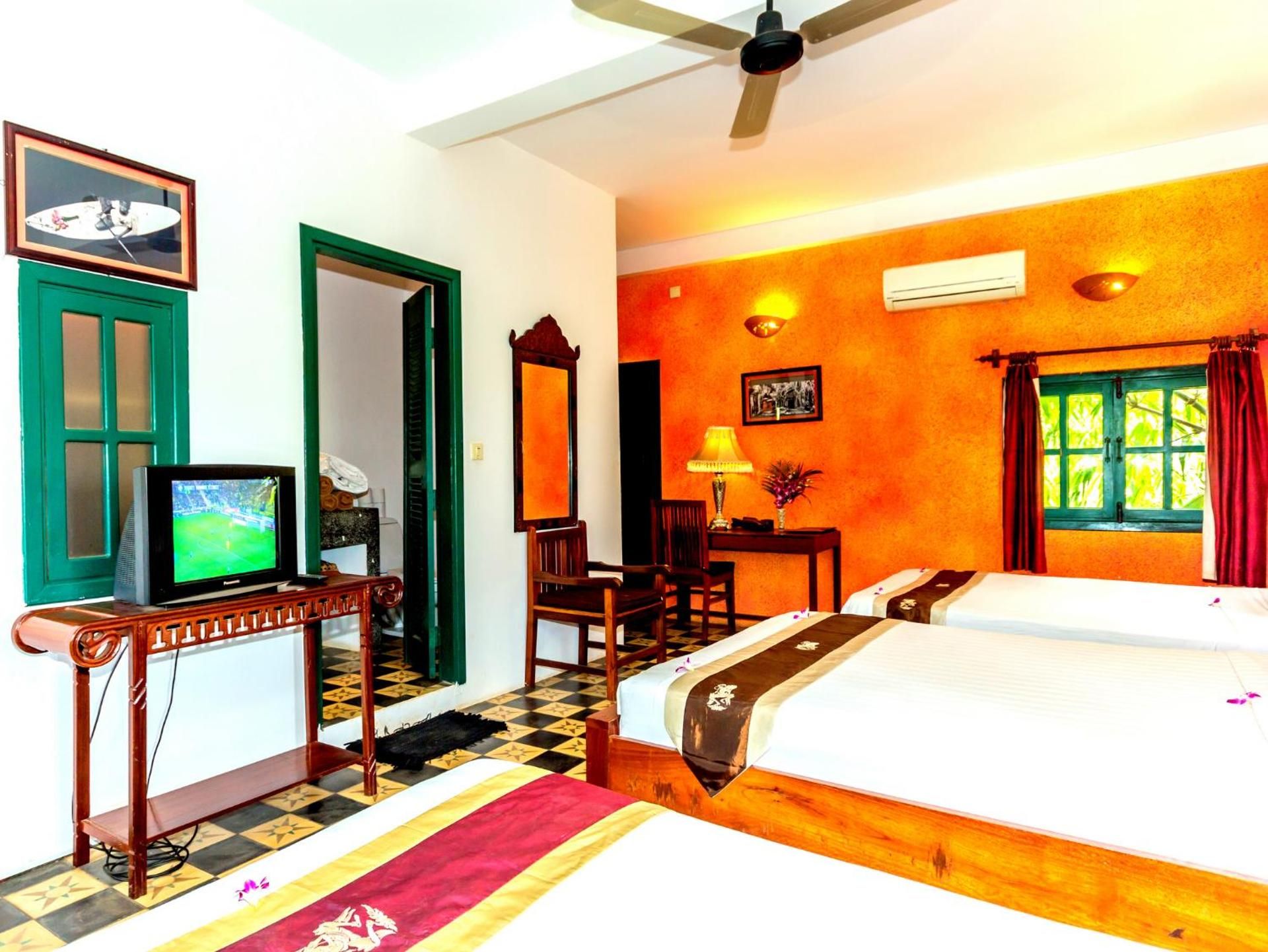 Triple Room with Pool View