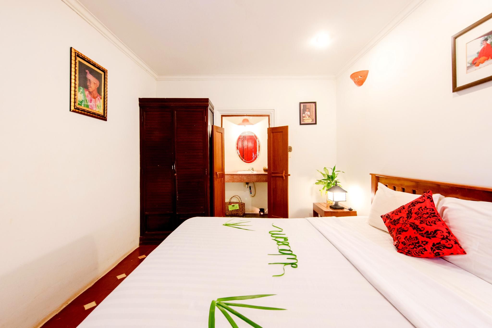 Superior Double Room with Garden Access