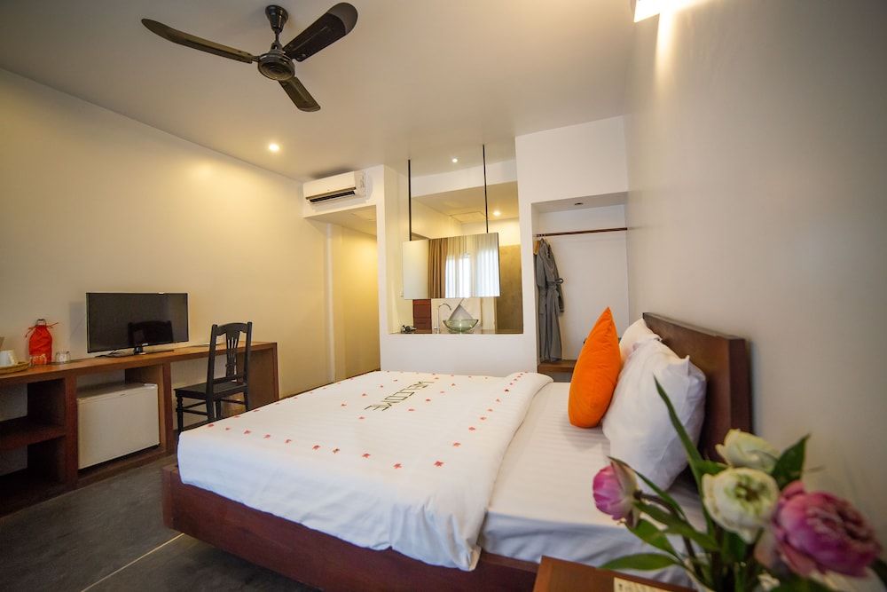 eOcambo Residence Deluxe Double Room, Balcony 9