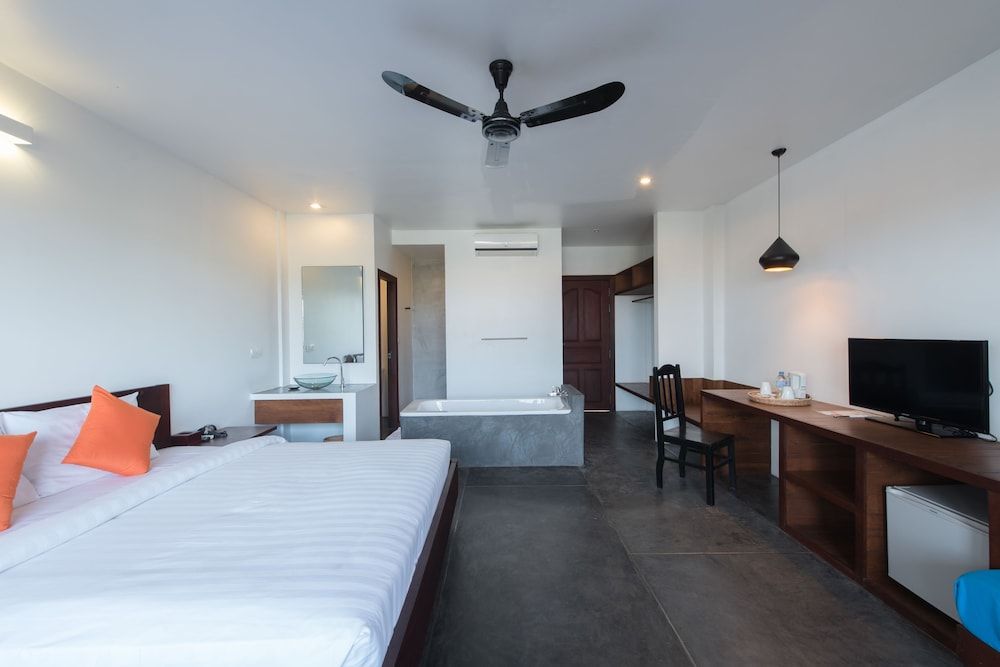 eOcambo Residence Premier Double Room (Free Airport Pick Up)