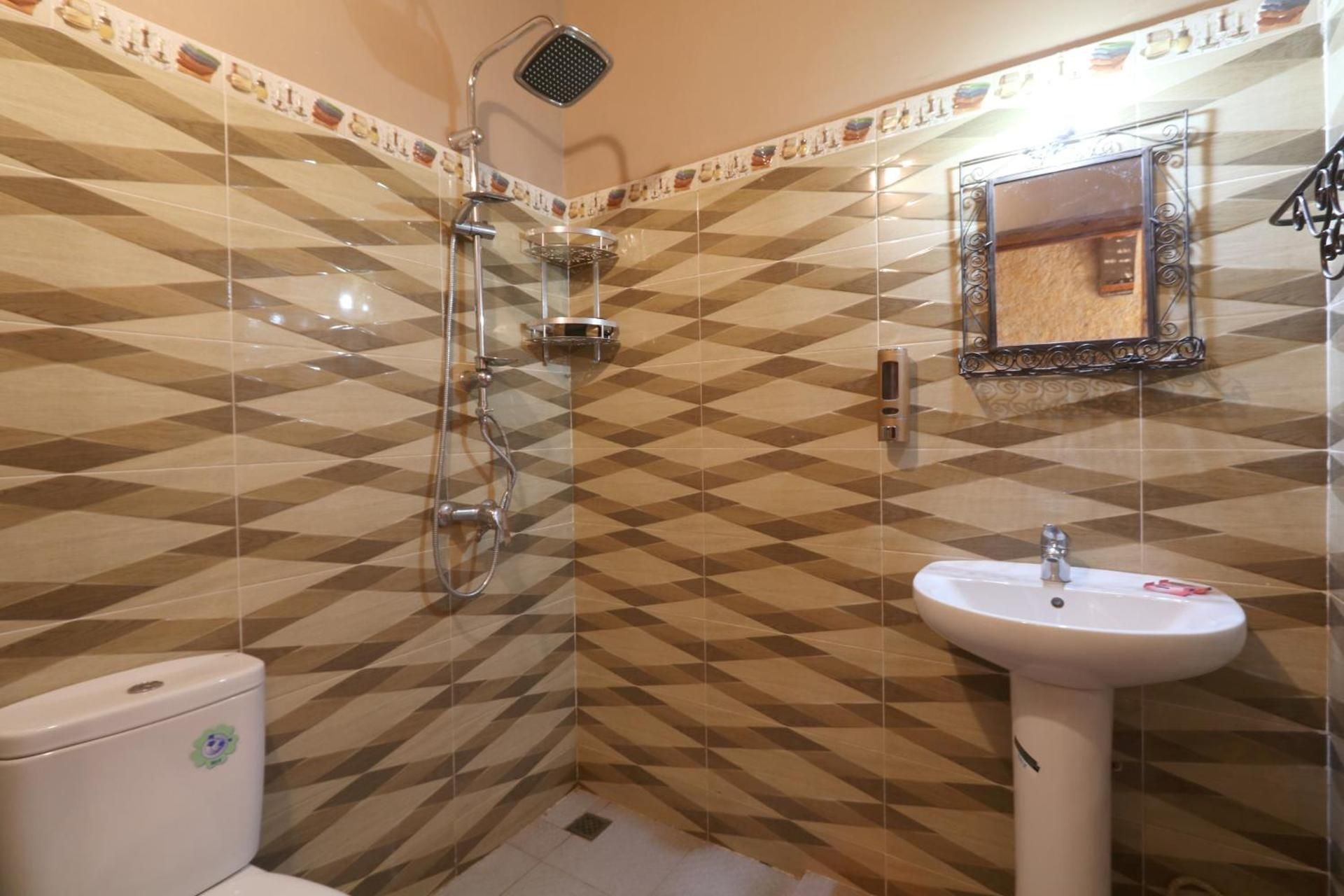 Comfort Triple Room with Shower