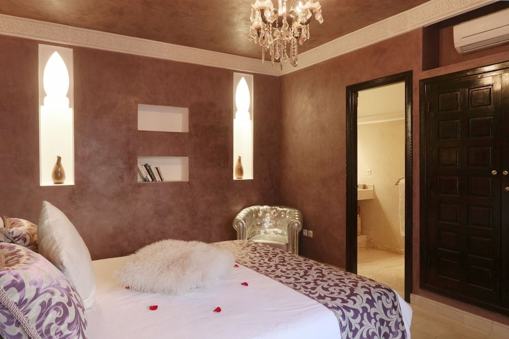 undefined Riad Faraj 9