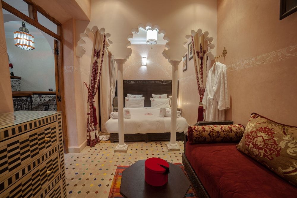 Dar Ikalimo Marrakech Superior Double Room 14