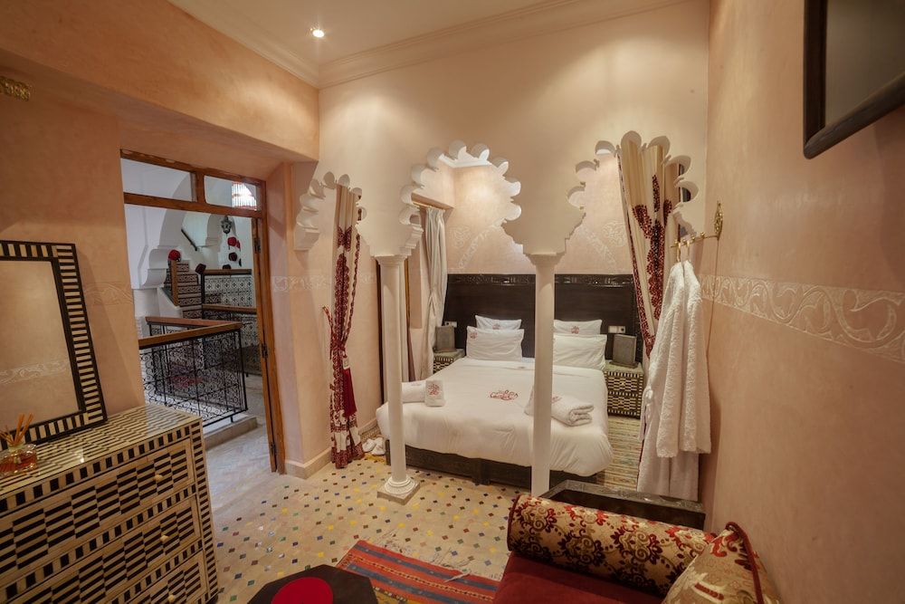 Dar Ikalimo Marrakech Superior Double Room 11