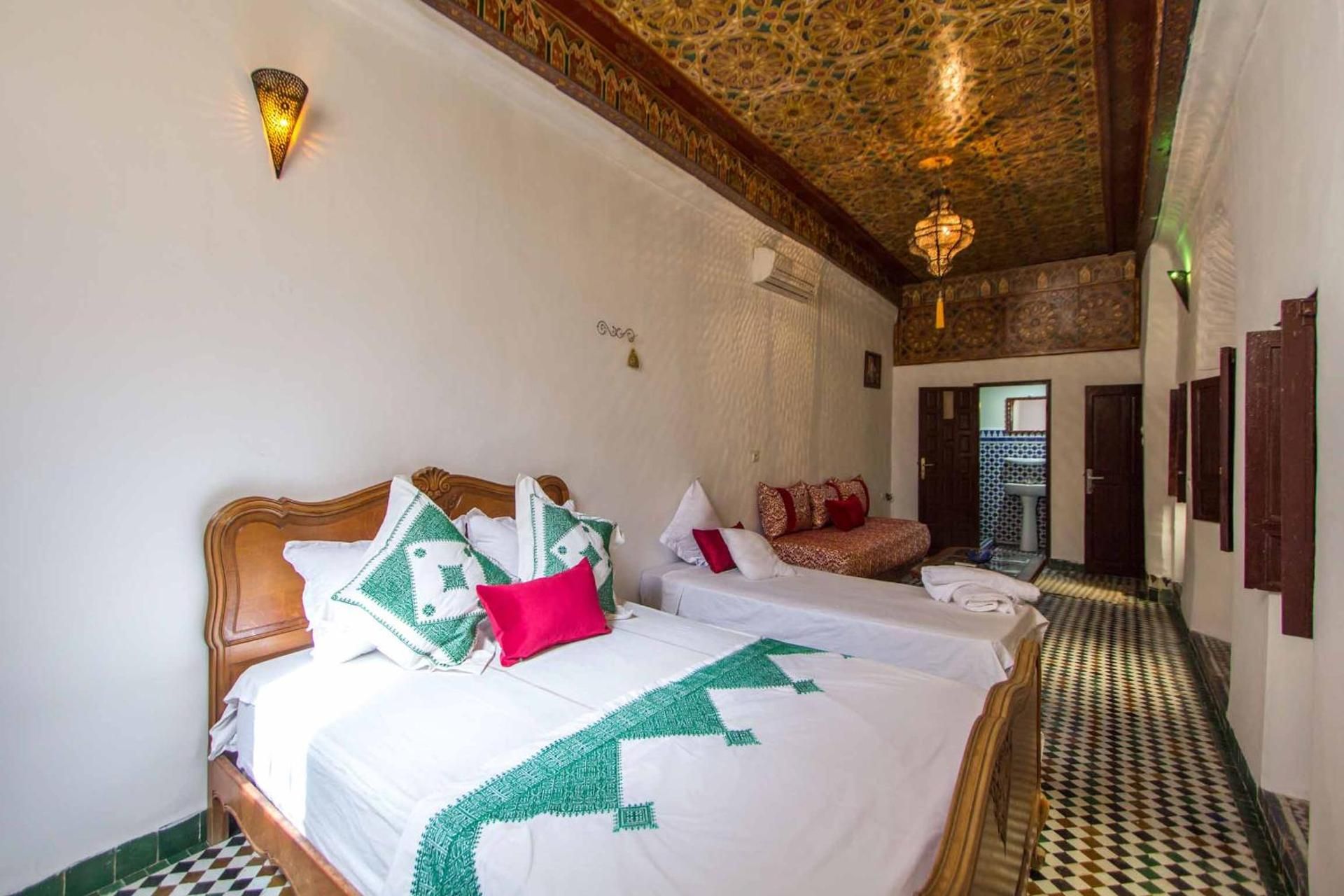 Deluxe Double Room (2 Adults + 1 Child)