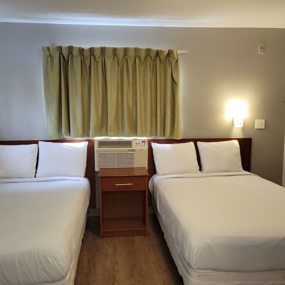 Deluxe Room, 2 Double Beds, Non Smoking, Kitchenette