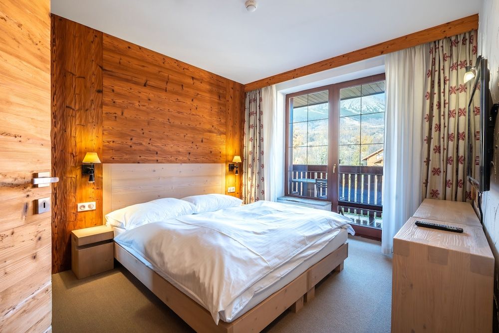 Kukučka Lomnica - Tatranská Lomnica Apartment, 1 Bedroom, Mountain View (in Main Hotel Building)