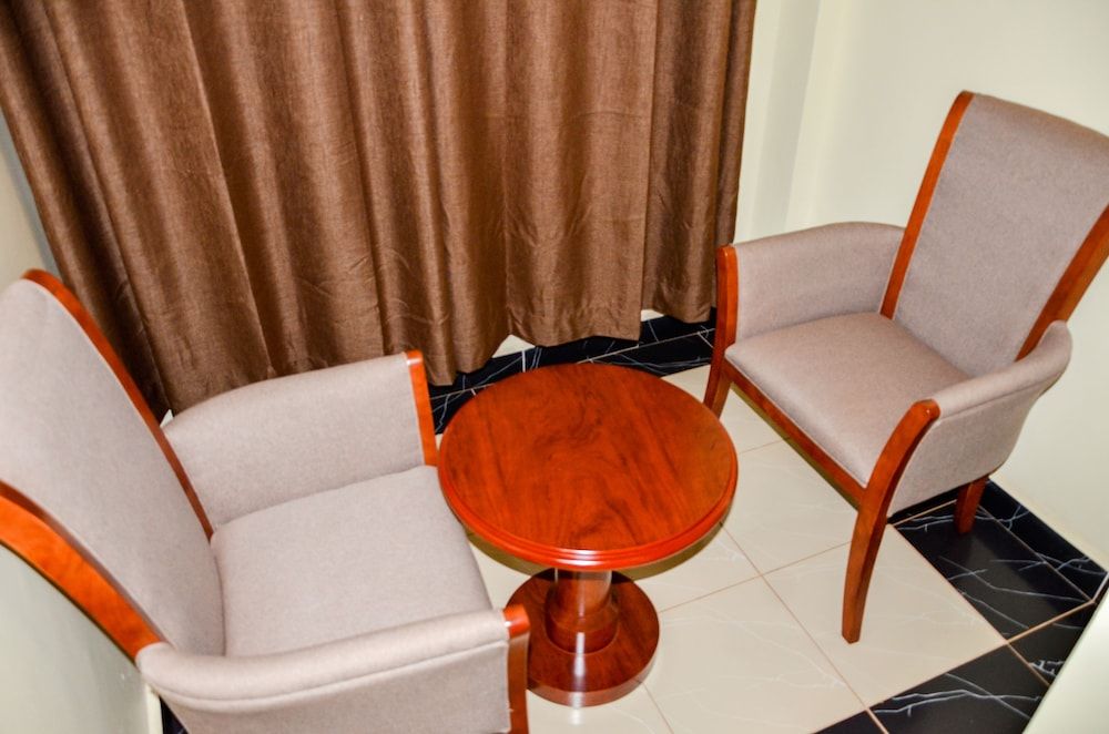 Igar Plaza Hotel Double Room 12