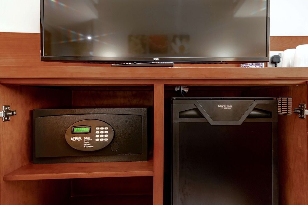 undefined Hilton Garden Inn Lusaka Society Business Park 10