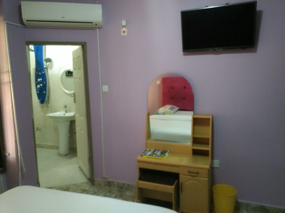 The Prince Charles Hotel Standard Double Room 6