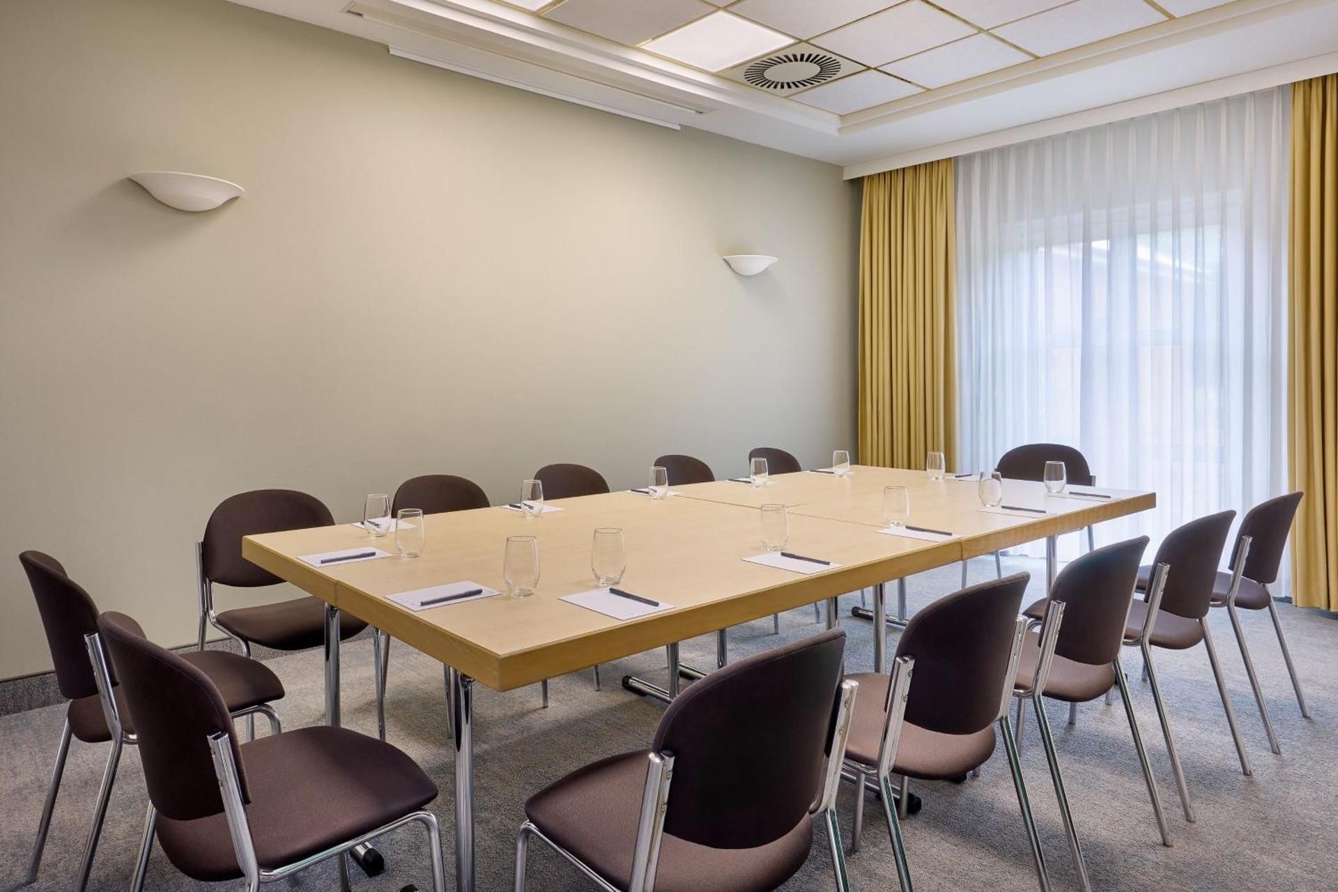 meeting room / ballrooms