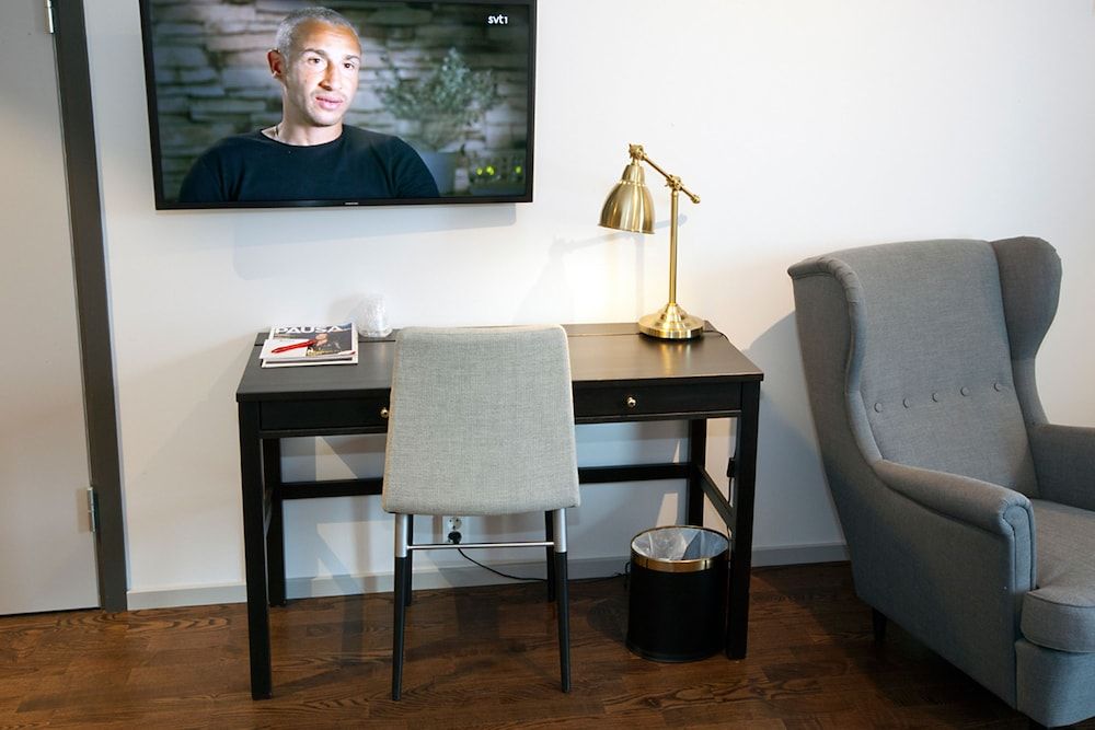 Rasta Grums Family Room, Connecting Rooms 11