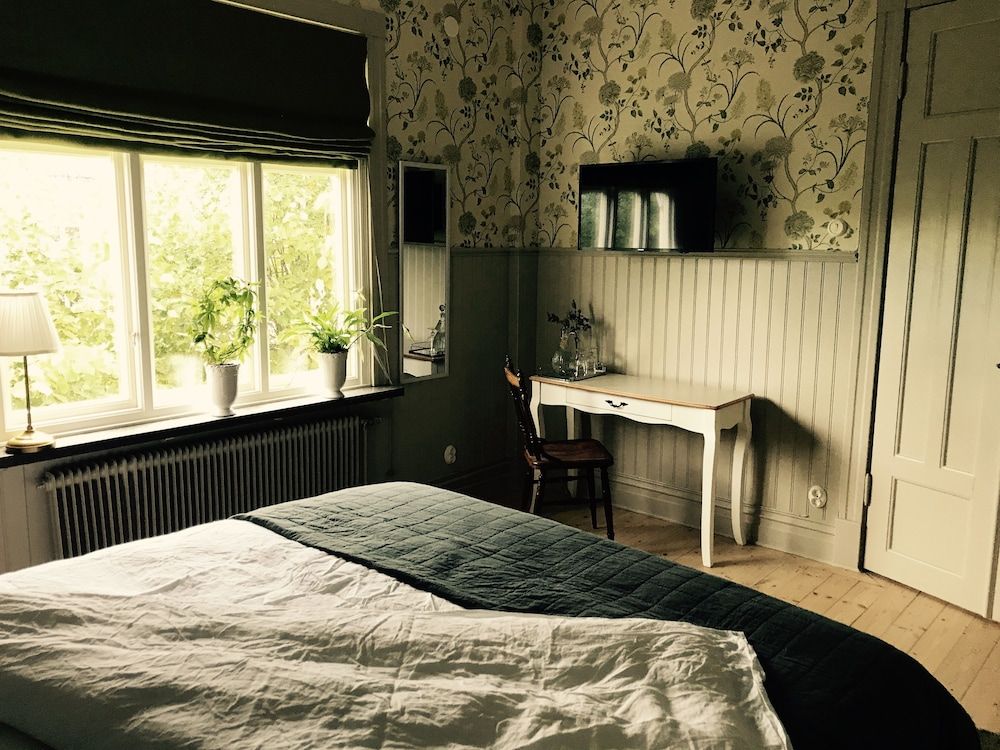 Villamilsten Bed & Breakfast Double Room (South) 2