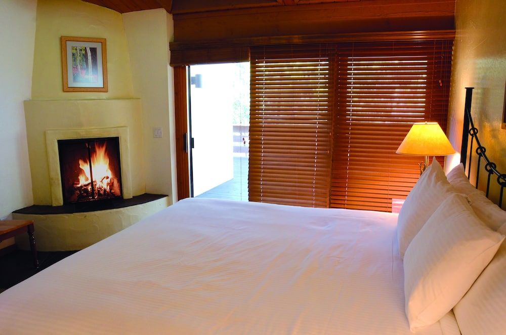 Junipine Resort Villa, 2 Bedrooms, Kitchen (Creek View) 5