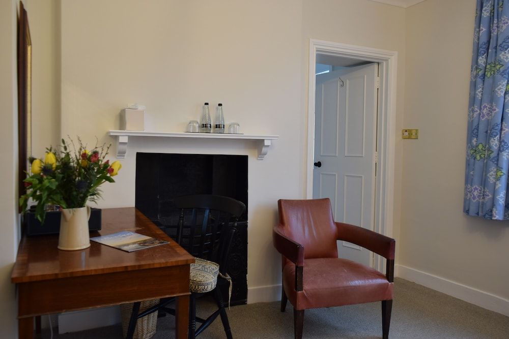 Noel Arms Hotel Classic Double Room, 1 Double Bed 8