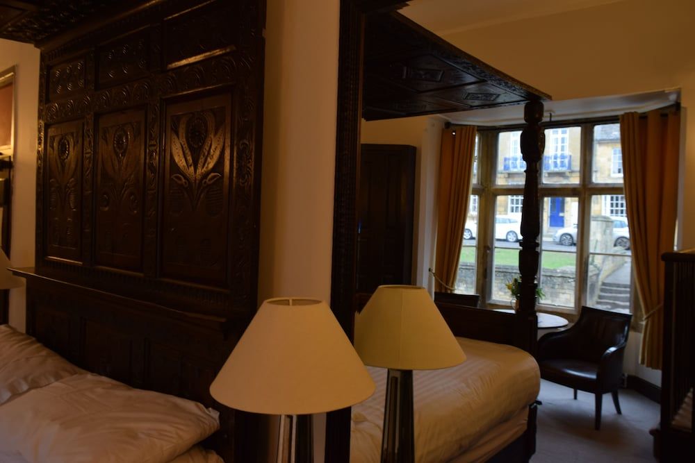 Noel Arms Hotel Traditional Double Room, 1 Double Bed 7