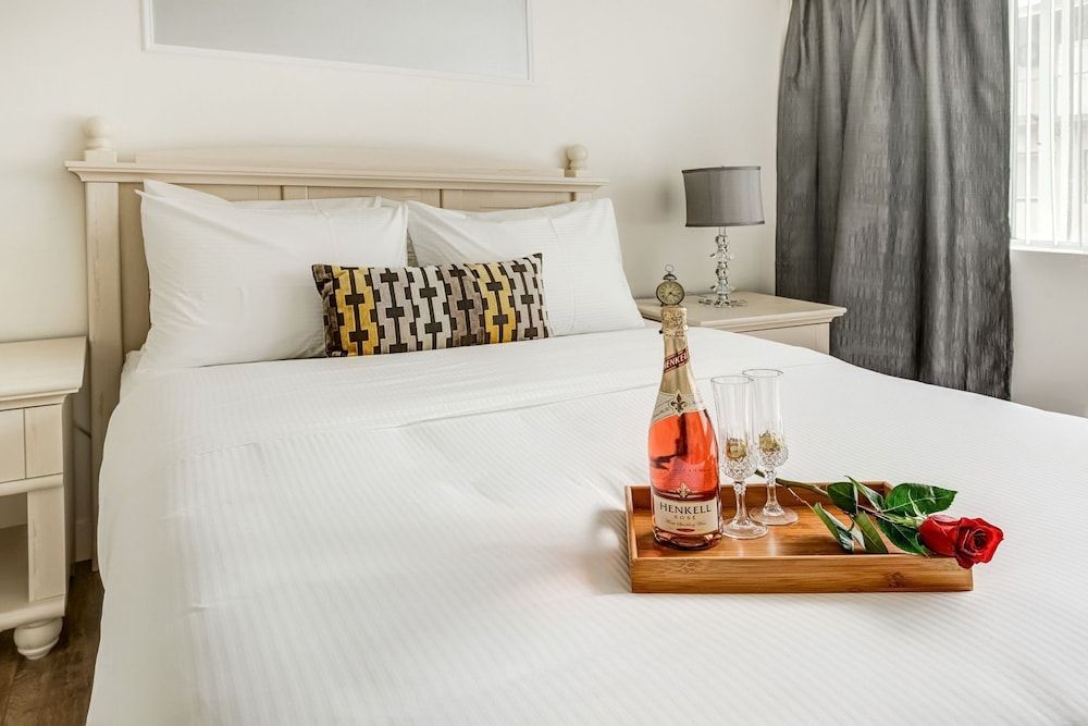 undefined Rosellen Suites At Stanley Park 3